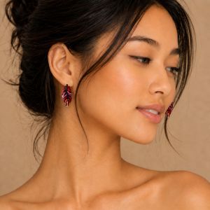 Boucles feuille émail rouge IKITA - bijou unique