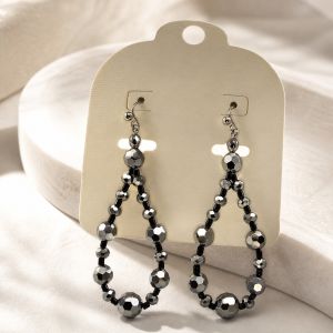 Boucles pendantes facettes argentées - bijou unique