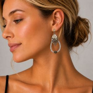 Boucles longues fleurs et perles - bijou unique