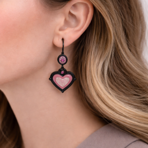 Boucles d’oreilles Ikita cœur rose pailleté - bijou unique