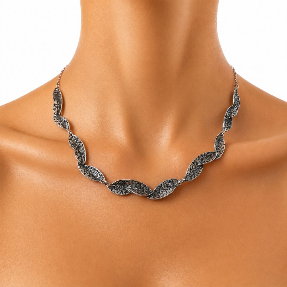 Collier Feuillage Argenté IKITA - bijou unique